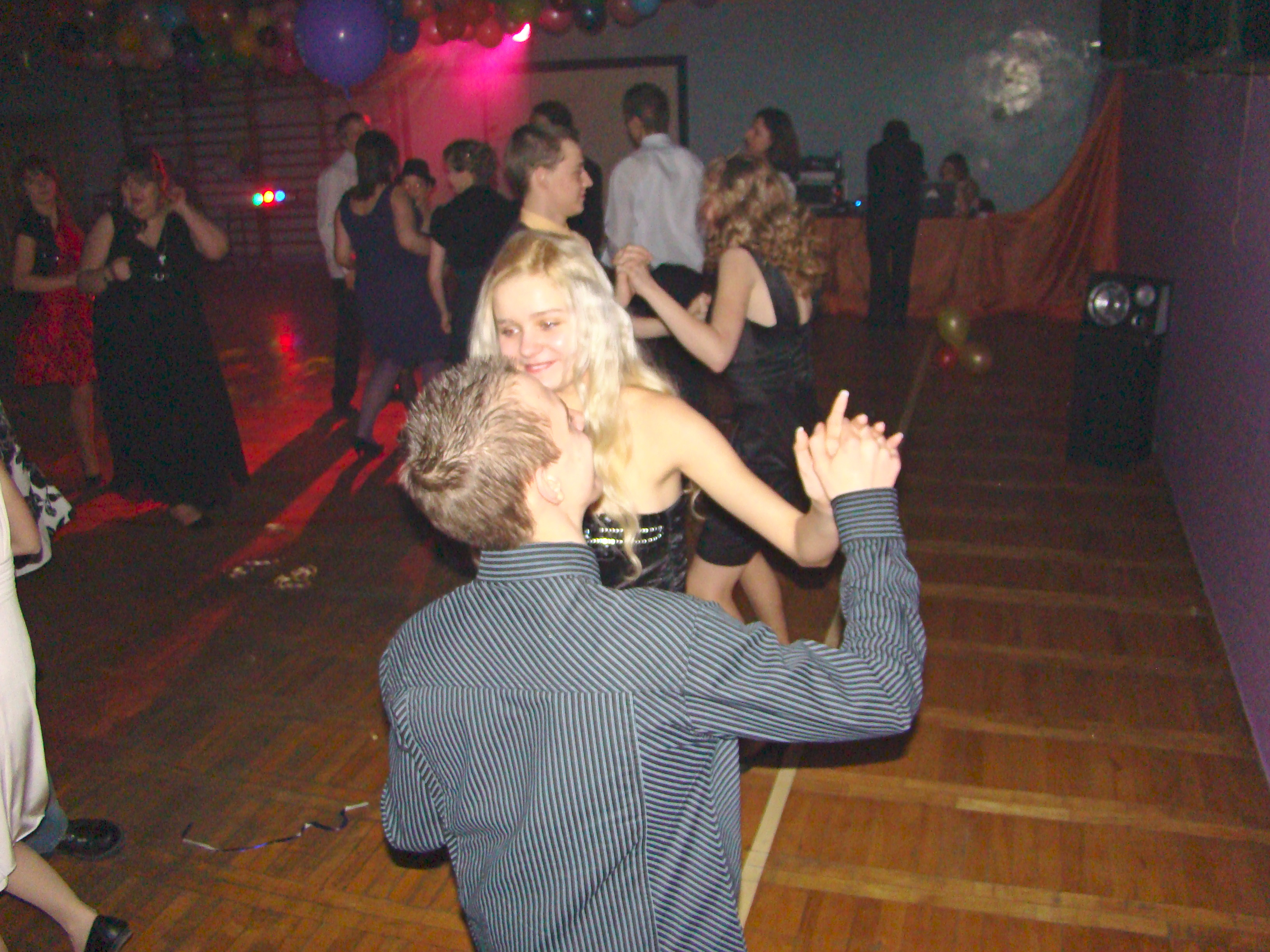 Studniówka 2011 44 LO Łódź cd